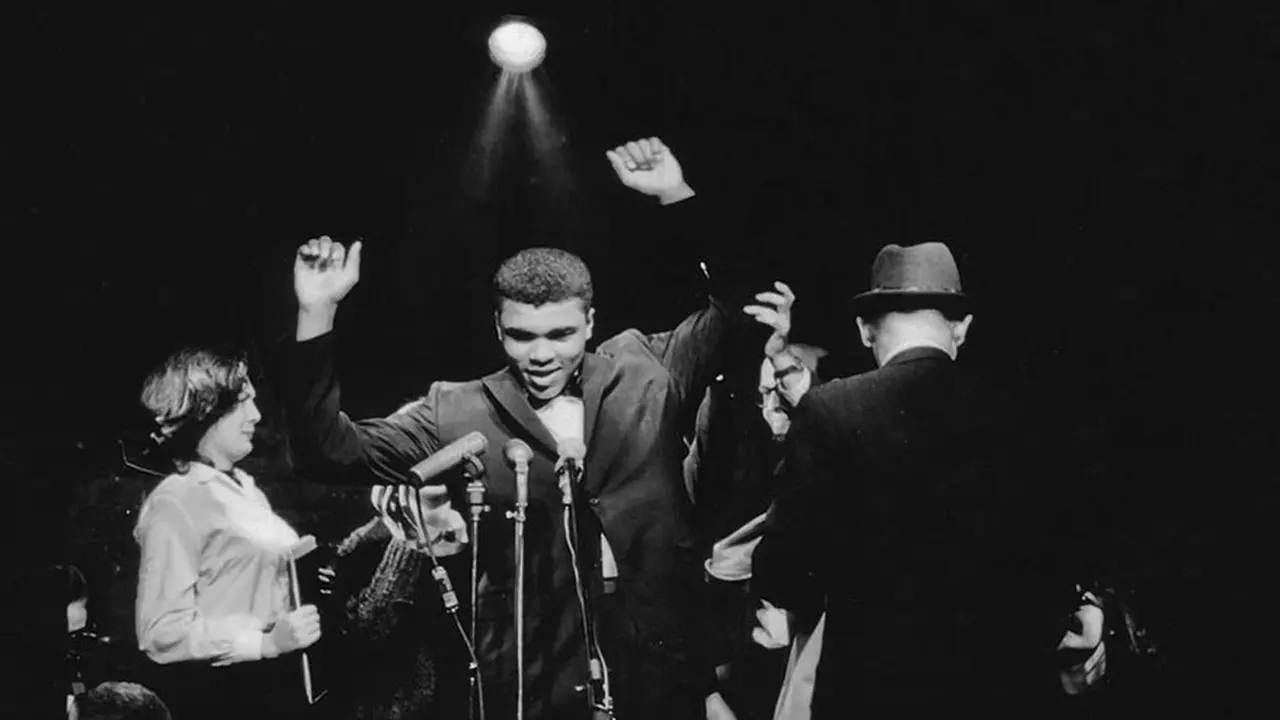 [Bintang] Ultah ke-75, Ini 10 Foto Muhammad Ali yang Jarang Dipublikasi