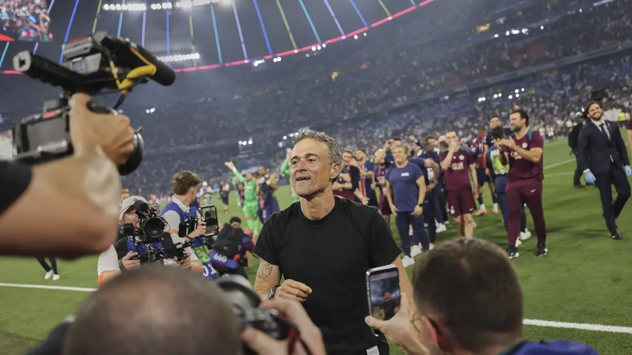 Pelatih PSG, Luis Enrique