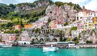 Amalfi, Italia. (dok. unsplash/Tom Podmore)