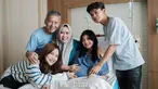 Pasca melahirkan anak pertama, Nabila Maharani aktif membagikan momen bahagianya telah menjadi seorang ibu. Begitu pula dengan Tri Suaka yang kini menjadi ayah. Kebahagiaan juga dirasakan oleh keluarga Nabila, tak terkecuali sang adik yang akhirnya punya keponakan baru. (Liputan6.com/IG/@nadiaamaharaniii)
