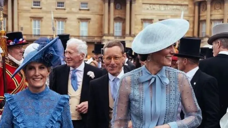 Kate Middleton dan Sophie, Duchess of Edinburg saat Pesta Kebun di Istana Buckingham. (Foto: Instagram princeandprincessofwales)
