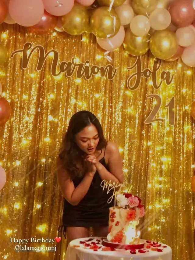 6 Potret Perayaan Ulang Tahun Marion Jola ke-21 Tahun, Curi Perhatian