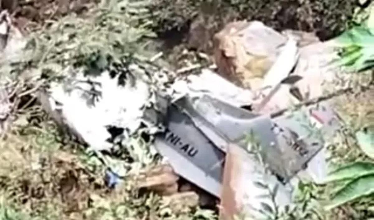 Pencarian data recorder itu dilakukan satu tim khusus. Namun, hingga Kamis (16/11) malam peralatan itu belum ditemukan.<br>