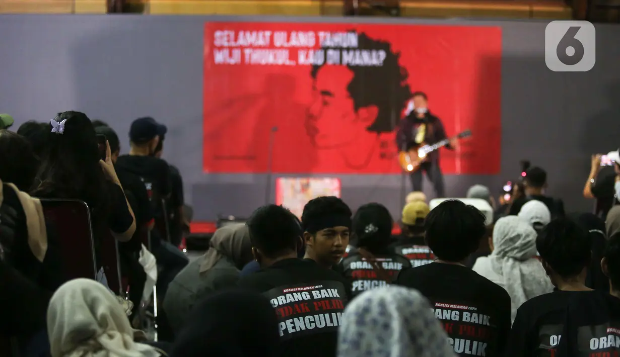 Perjuangan Wiji Thukul membuatnya dihilangkan paksa yang membuat keberadaanya tidak diketahui hingga kini. (Liputan6.com/Faizal Fanani)