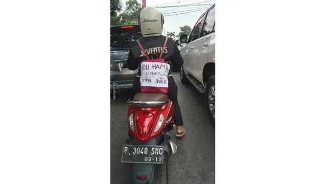 6 Potret Tas Emak-Emak Ini Nyeleneh Banget, Bikin Geleng Kepala