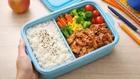 Ini Cara Tepat Menyusun Bekal Anak, Jangan Asal Kenyang Doang