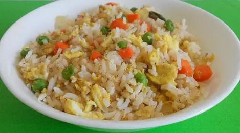 Tanpa Kecap Simak Resep Membuat Nasi Goreng Putih Lifestyle Fimela Com