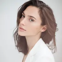 Gaya sehari-hari Gal Gadot yang modis dan menarik. (sumber foto: @gal_gadot/instagram)