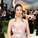Jisoo BLACKPINK Ucap Duka atas Meninggalnya Direktur PR Dior