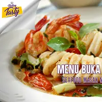 Buat kamu yang suka banget sama seafood. Yuk, buka puasa dengan Seafood Masak Manado. (Foto: Bintang.com/Daniel Kampua, Digital Imaging: Nurman Abdul Hakim/Bintang.com, Chef: Arum Sari)