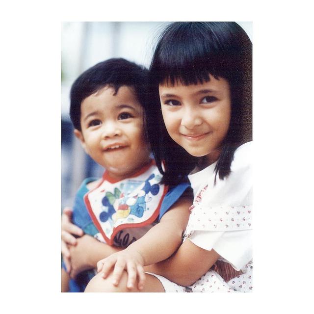 5 Potret Lawas Kebersamaan Marshanda dengan Adiknya, Penuh Kenangan