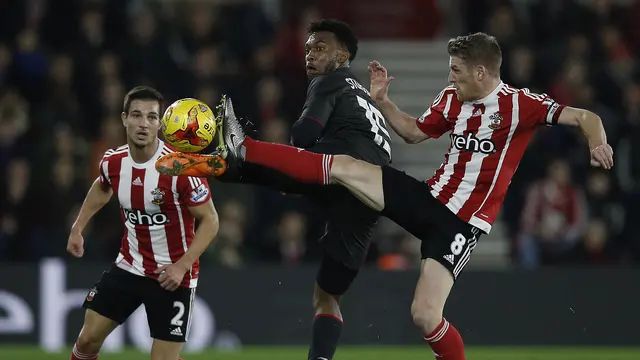 Liverpool Berondong 6 Gol di Stadion St. Mary's