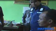 Motif pembunuhan itu dilatar belakangi kecemburuan, lantaran diduga istrinya memiliki pria idaman lain dan telah menikah siri.