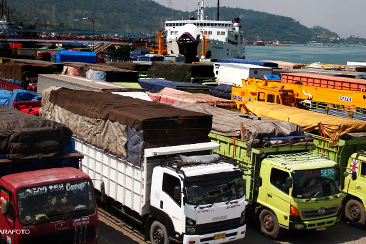 merak-padat-130802b.jpg