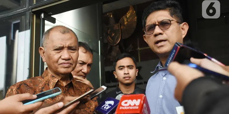 Pimpinan KPK Ikut Ajukan Uji Materi UU KPK ke MK