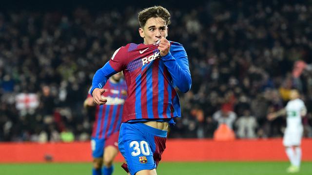 Foto: 5 Pemain dengan Klausa Pelepasan yang Rendah dan Tanpa Syarat yang Aneh-aneh, termasuk Wonderkid Barcelona Gavi, Sinyal Bakal Dilepas?