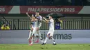 <p>Selebrasi Teerasak Poeiphimai usai berhasil mencetak gol penyama kedudukan pada final Piala Presiden 2025&nbsp;di Stadion Si Jalak Harupat, Kabupaten Bandung, pada Minggu (13/7/2025) malam WIB. (Bola.com/Bagaskara Lazuardi)</p>