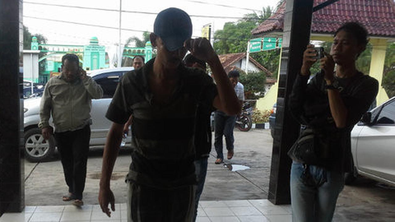 Cerita polisi pamer kemaluan ke 2 wanita & babak belur dihajar massa