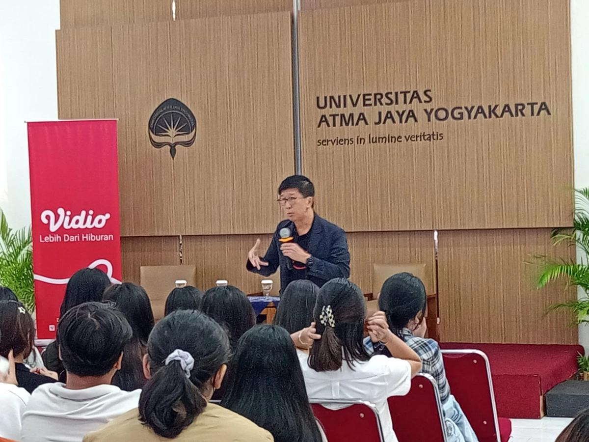 CEO Vidio Sutanto Hartono