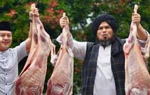 Jelang Buka Puasa Bobon dan Ustaz Derry Sulaiman Masak 9 Ekor Kambing 'Ini Berkah Selalu