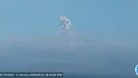 Gunung Semeru Erupsi Pagi Ini, Kolom Abu Capai 600 Meter