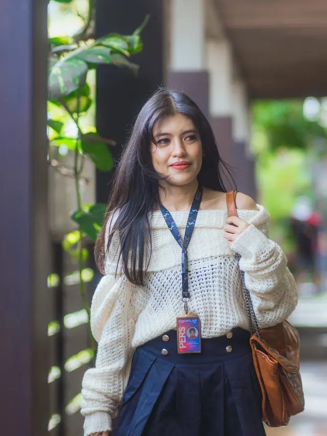 wanita februari memilih karier