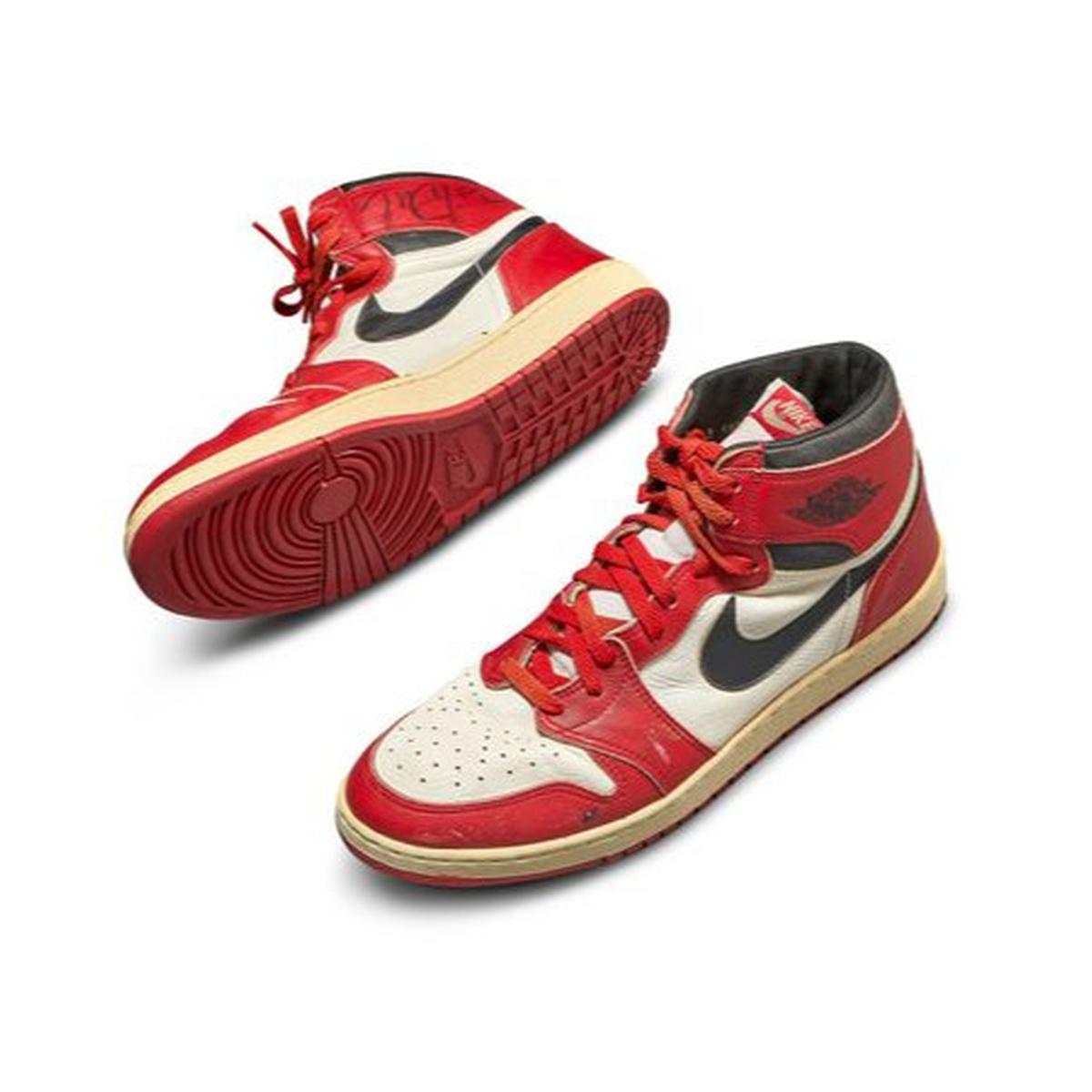 Air Jordan 1 ‘Chicago’ (Game-Worn)