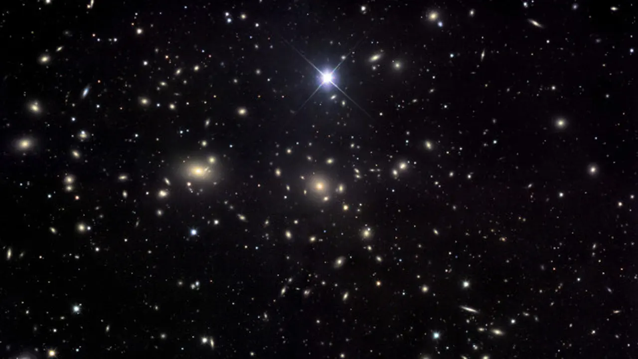Aksi 'Kanibalisme' di Luar Angkasa