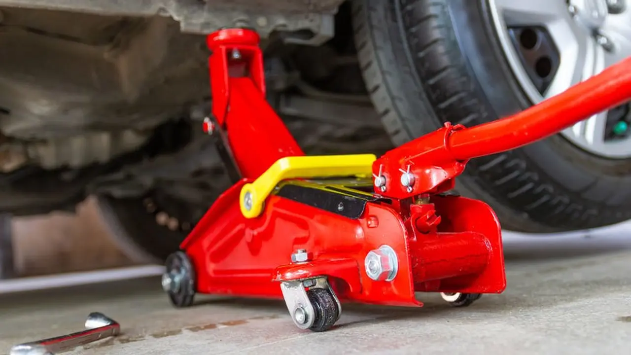 dongkrak mobil
