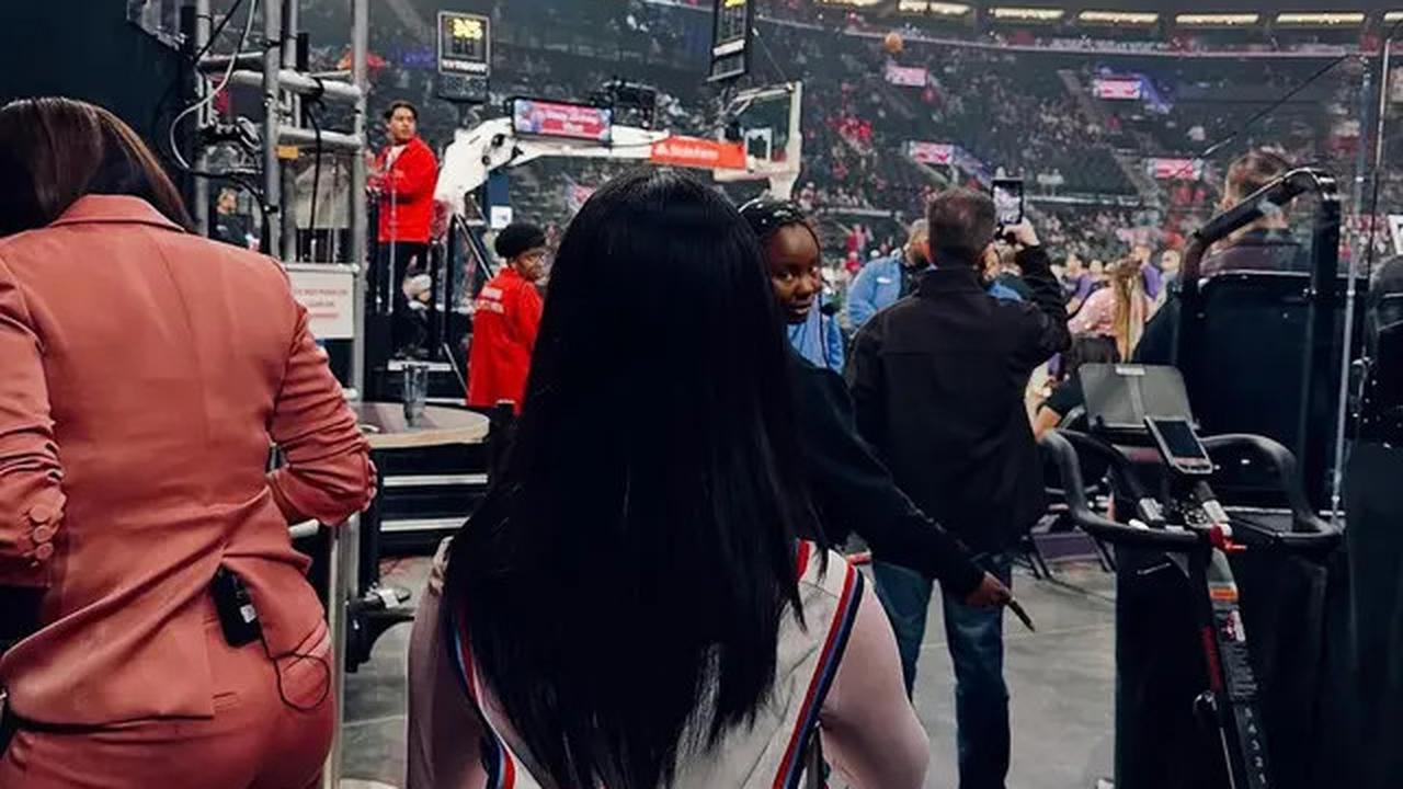 Bikin Bangga! Penyanyi Malea Emma Tampil di Laga NBA dengan Jersey Bertema Kemerdekaan Indonesia