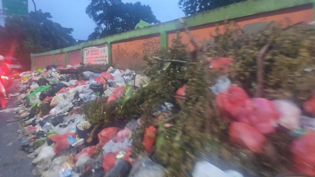Strategi Pengelolaan Sampah Jakarta Barat Hadapi Pembatasan Kuota Bantar Gebang
