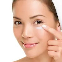 13 Tips Mengatasi Kantung di Bawah Mata