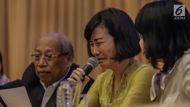 20170523-Tangis Veronica Tan Saat Membacakan Surat Ahok-Fanani