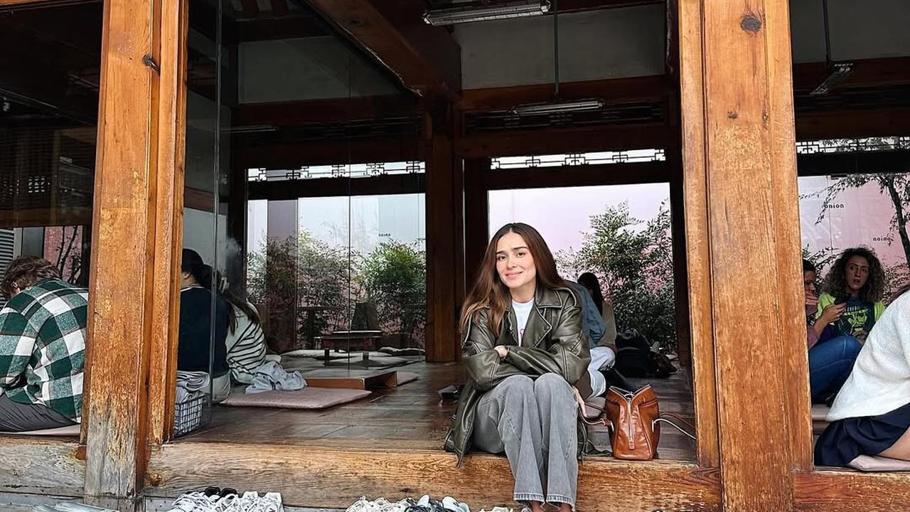 Potret Yasmine Wildblood saat Liburan ke Luar Negeri, Tampil Cantik dan Stylish dengan Berbagai Gaya