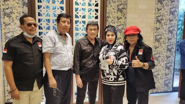 Halal Bihalal Penyanyi Dangdut Senior (Foto: Instagram @elvy_sukaesih)