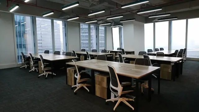 Coworking Space Warna-warni di Gedung Tinggi, Bikin Betah Kerja Lama-Lama