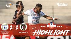 Babak Penyisihan #ShopeeLiga1 yang mempertemukan #Persipura Jayapura vs #Bali United FC pada hari Senin sore (11/11/2019) berakhir...