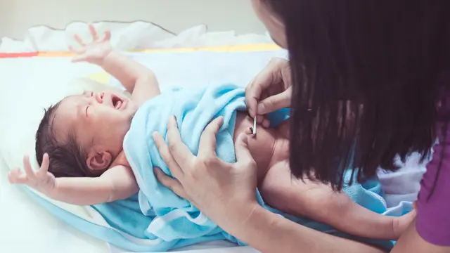 Merawat tali pusar bayi