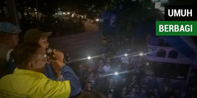 VIDEO: Persib U-19 Juara, Umuh Muchtar Bagi-bagi Uang ke Bobotoh