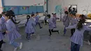 Berdasarkan perintah tersebut, tidak seorang pun akan diizinkan masuk ke sekolah, termasuk kepala sekolah, guru, dan staf lainnya. (AHMAD GHARABLI/AFP)