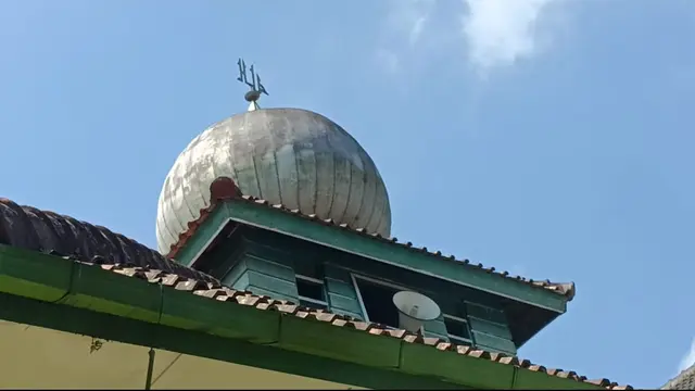 Kubah Masjid Al Iman Magelang