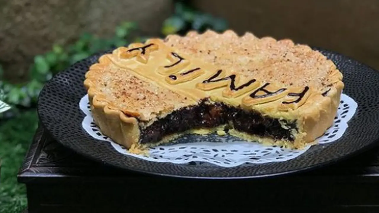 Choco Pineapple Pie