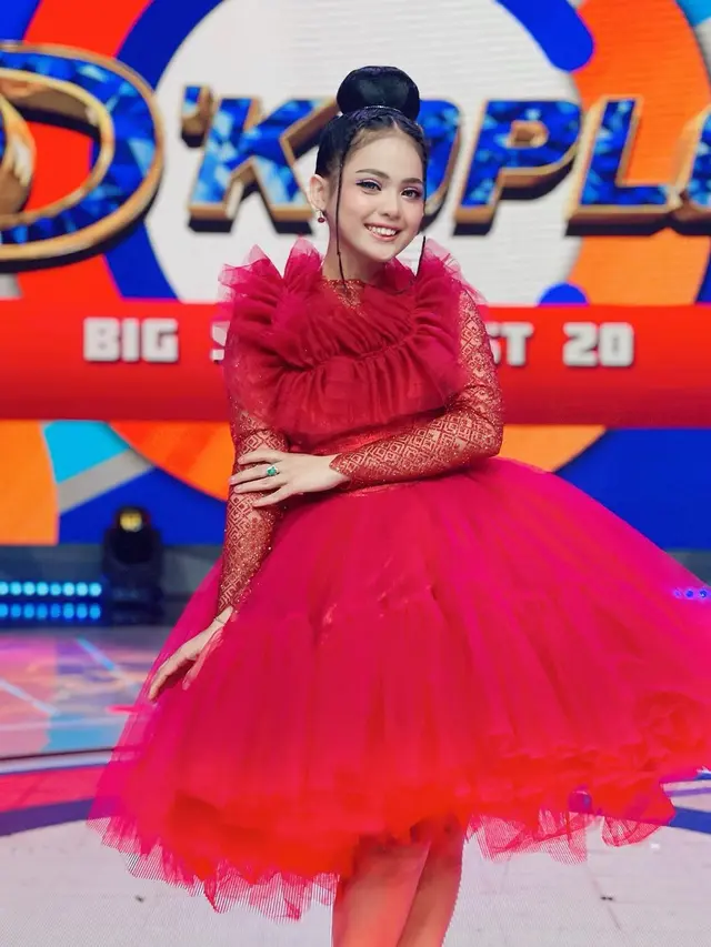 6 Gaya Putri Isnari DA di Momen Pengajian hingga Malam Mappacci Jelang Menikah dengan Anak Bos Batubara