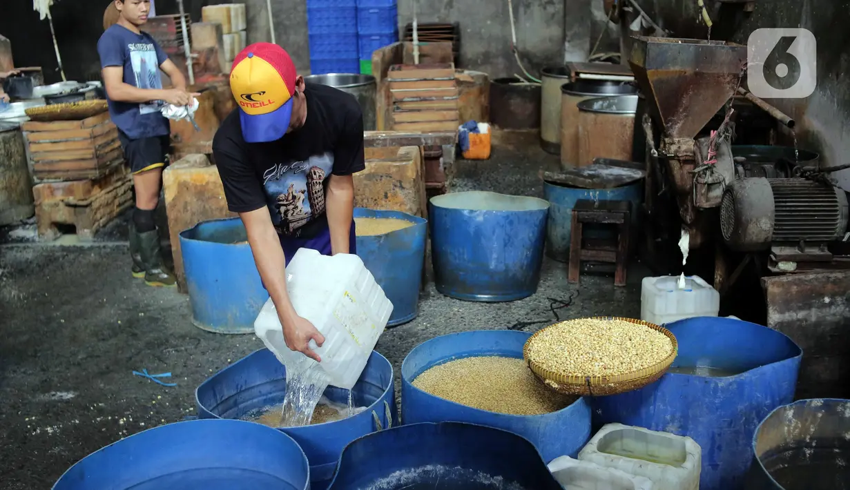 Sebagai langkah untuk meningkatkan produktivitas, pemerintah meluncurkan program terbaru bagi sektor tebu rakyat, yang memberikan fasilitas hingga Rp500 juta untuk individu atau kelompok. (Liputan6.com/Angga Yuniar)