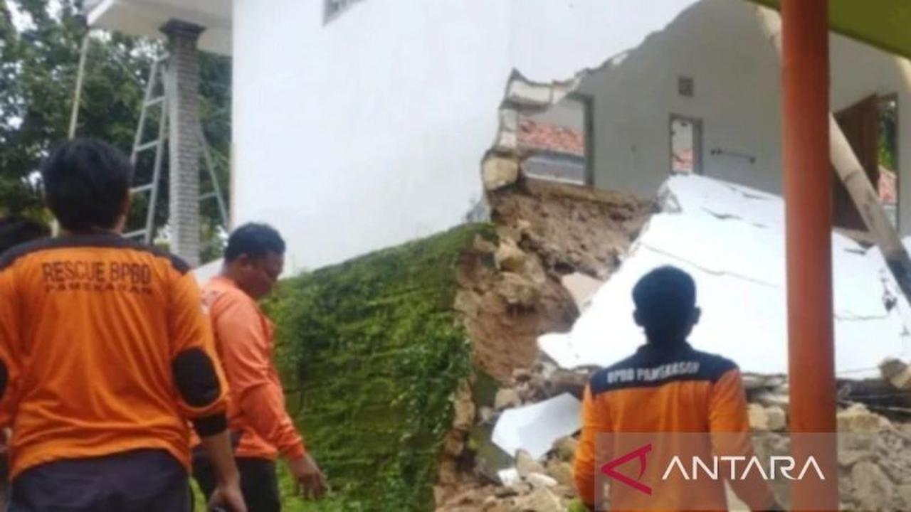 Jumlah Rumah Rusak Akibat Tanah Longsor Pamekasan Bertambah, Puluhan Warga Mengungsi