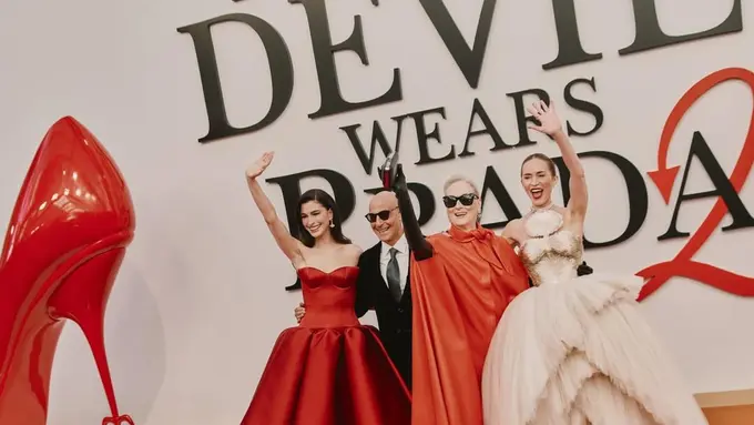 Gaya Para Bintang The Devil Wears Prada 2, Anne Hathaway hingga Merly Streep Kian Ikonik di Premiere Sekuelnya