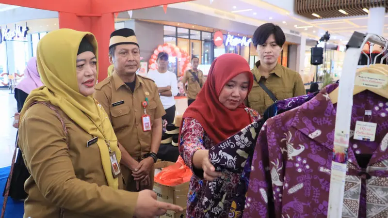 65 UMKM Ikut Pameran Karya dan Produk Usaha Mikro Dinas KUM Selama 5 Hari