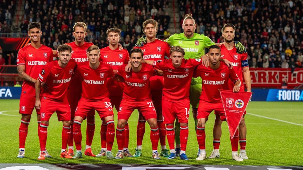 Hasil Pertandingan Twente vs Fenerbahce: Mees Hilgers dkk Bermain Imbang 1-1 Melawan Tim Asuhan Jose Mourinho