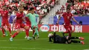 Di sisi lain, Lebanon meraih poin pertamanya di Turnamen. The Cedars pada pertandingan pembuka Piala Asia 2023 tumbang 0-3 dari Qatar sebagai tim tuan rumah. (AP Photo/Thanassis Stavrakis)