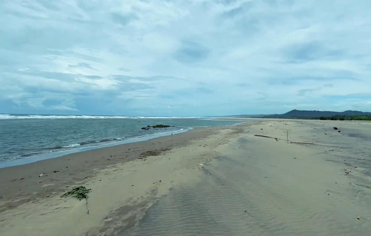 Pantai Cipatujah